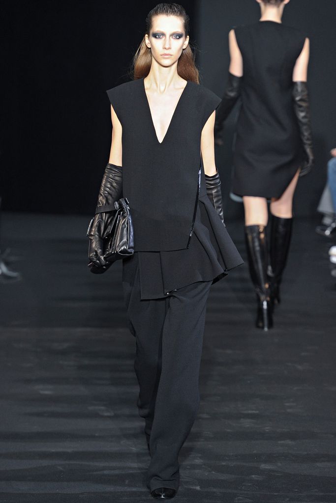 Costume National F/W 12 Look 85