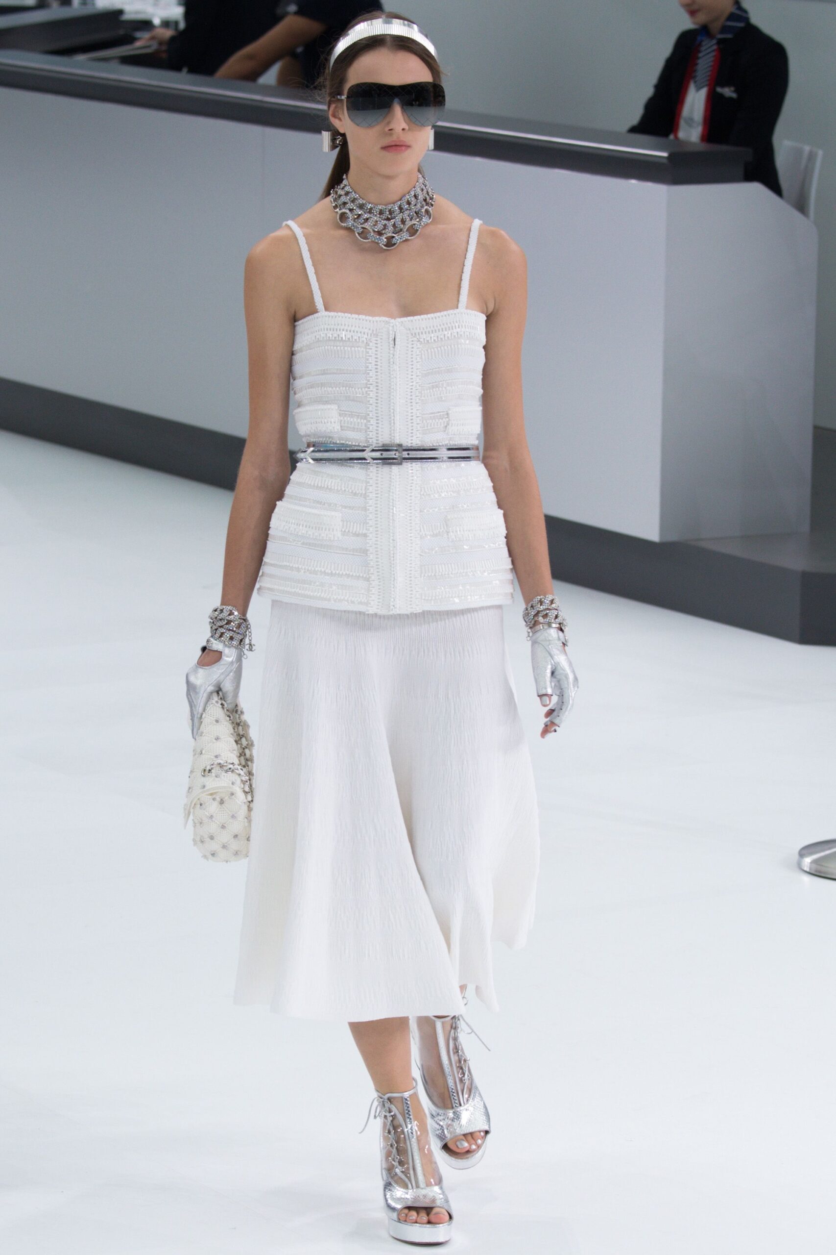 Chanel S/S 16 Look 909