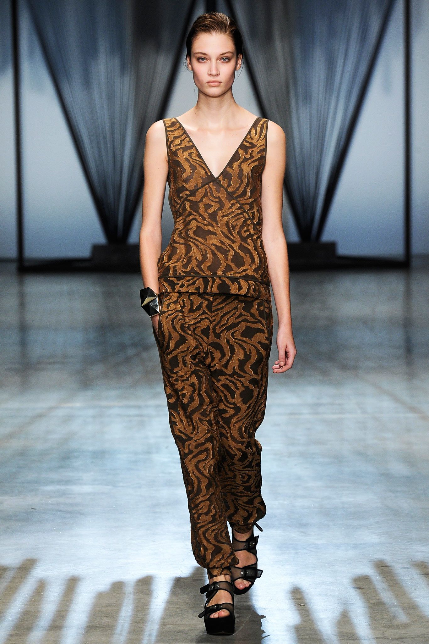 Damir Doma S/S 15 Look 31