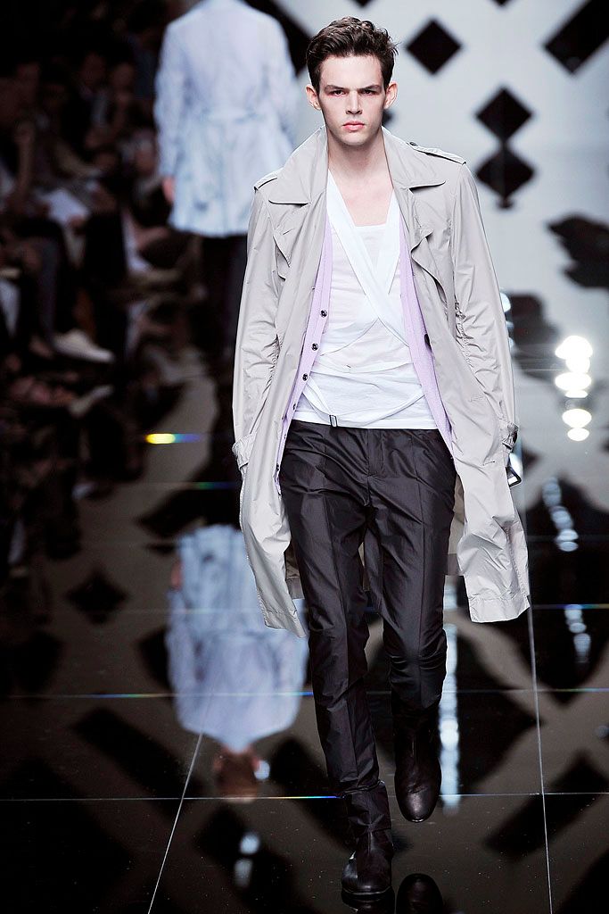 Burberry S/S 10 Menswear Look 202