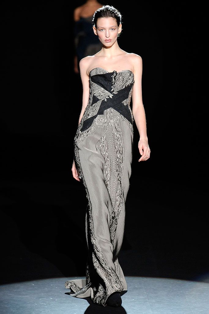 Carolina Herrera F/W 09 Look 134