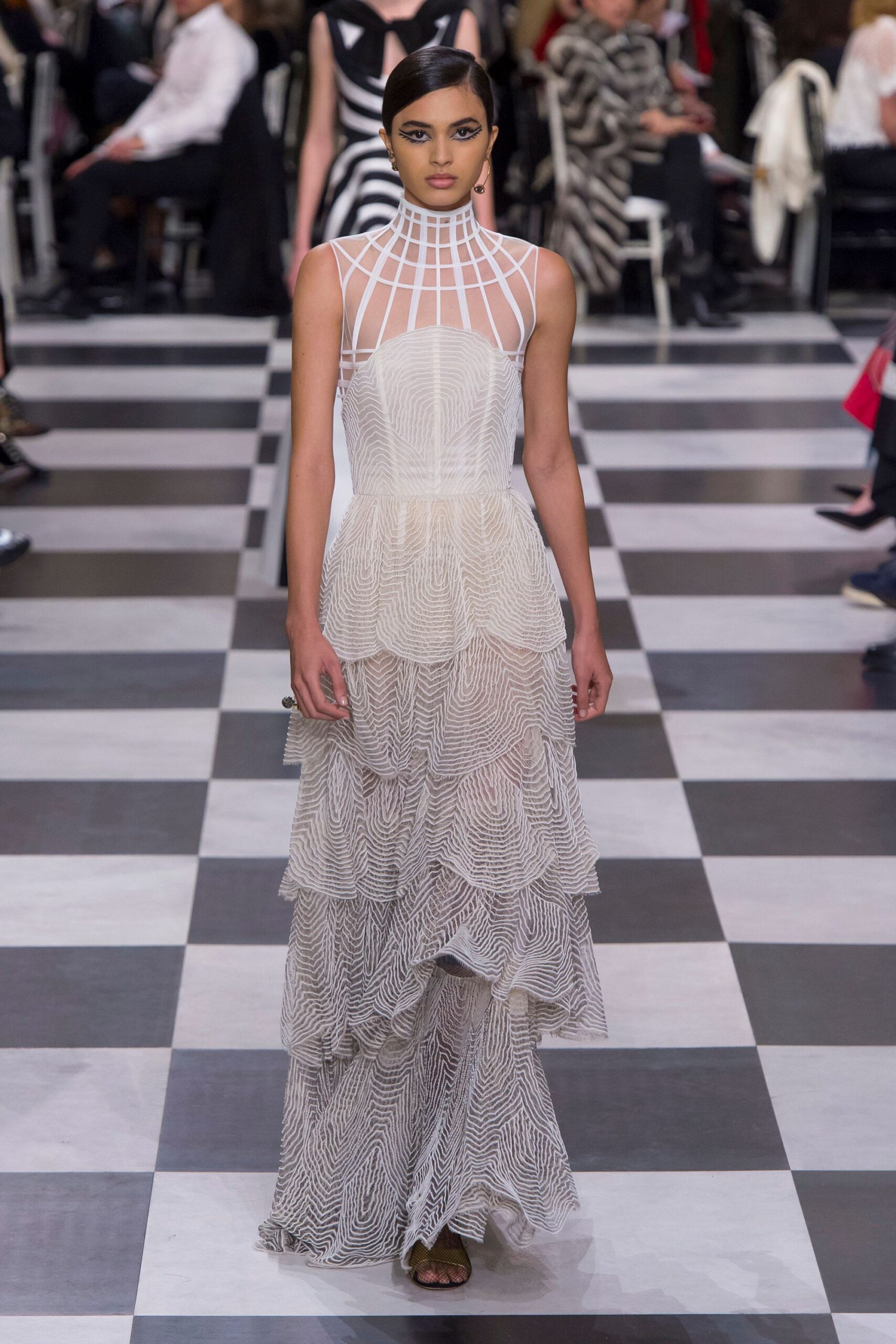 Christian Dior S/S 18 Couture Look 189
