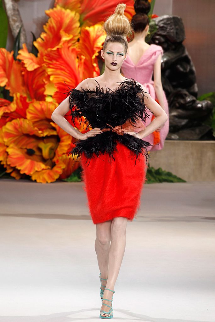 Christian Dior F/W 10 Couture Look 102