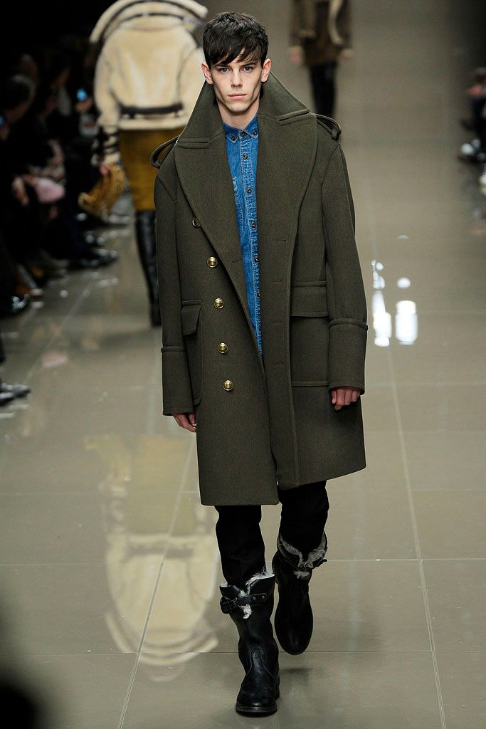 Burberry F/W 10 Look 26