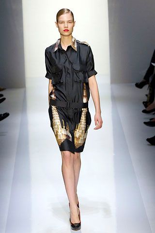Daks by Giles Deacon S/S 08 Look 55