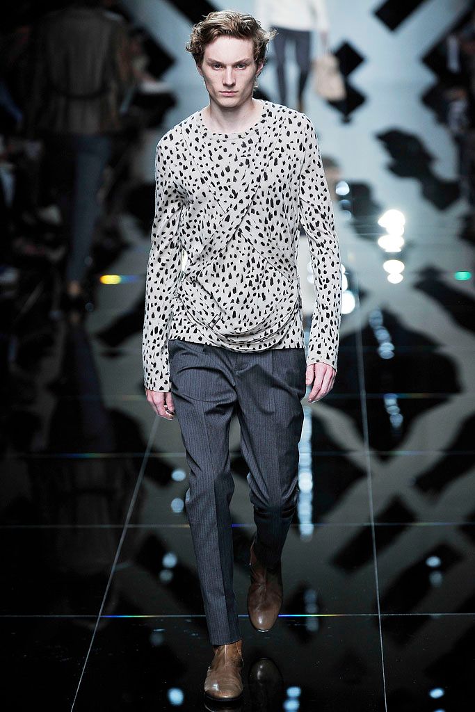 Burberry S/S 10 Menswear Look 52