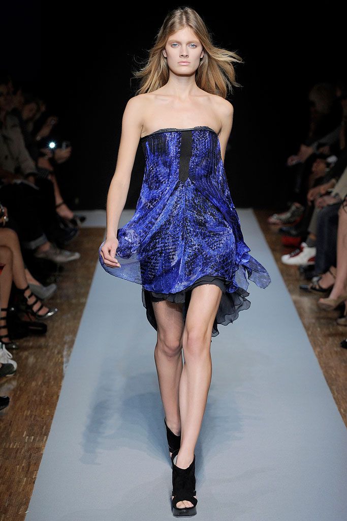 Costume National S/S 10 Look 54