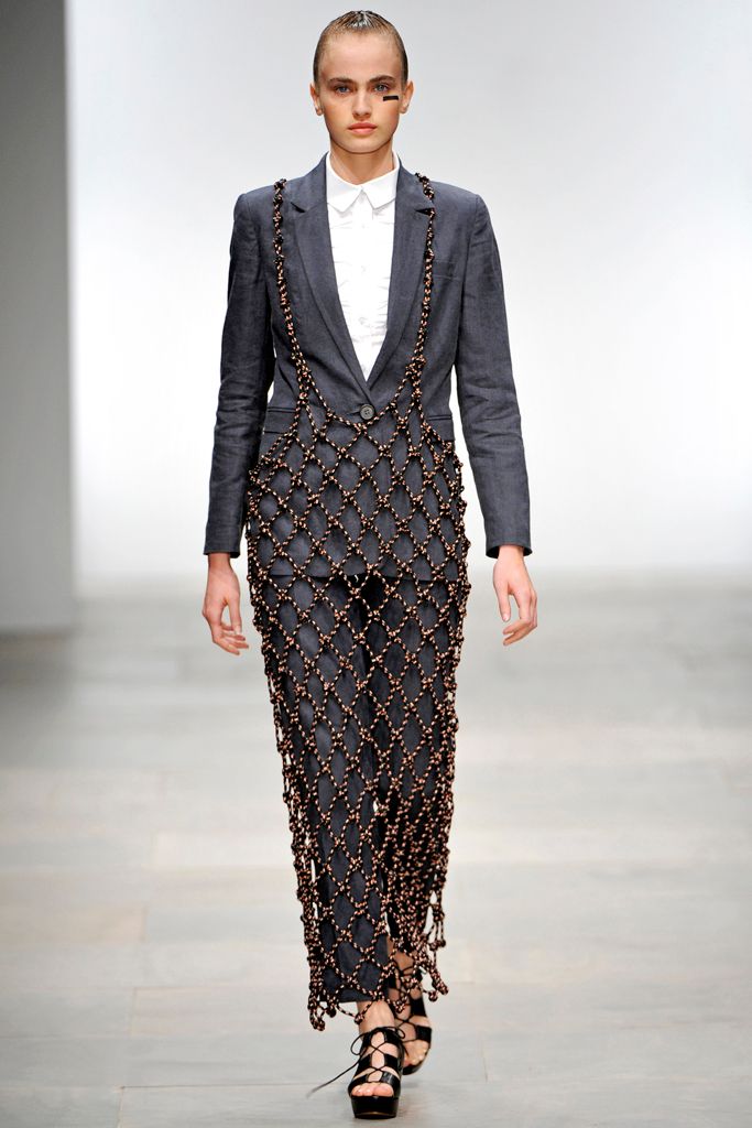 Danielle Scutt Spring 2012 Ready-to-Wear