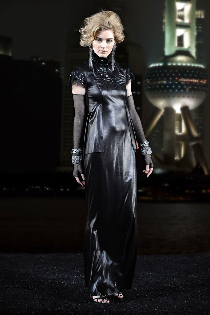 Chanel F/W 10 Look 398