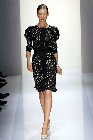 Daks by Giles Deacon S/S 08 Look 52