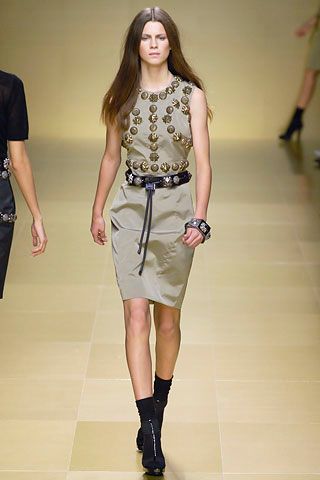 Burberry S/S 08 Look 88