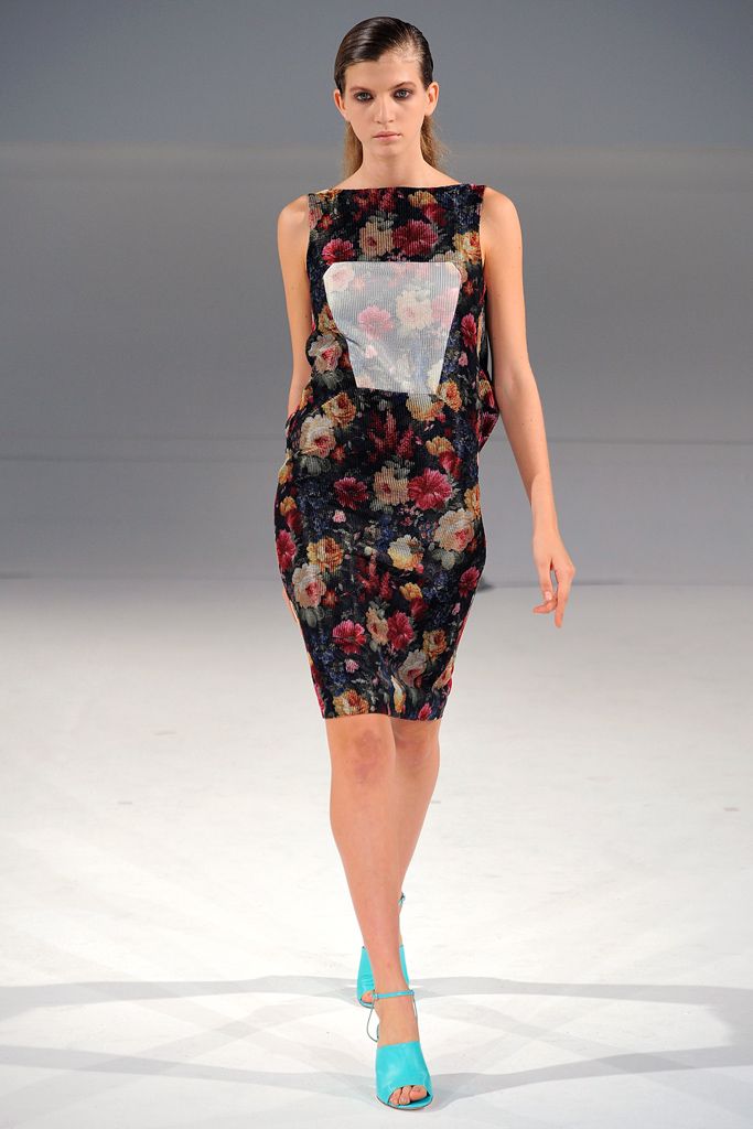 Chalayan S/S 12 Look 168