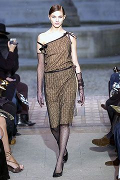 Cher Michel Klein F/W 04 Look 149