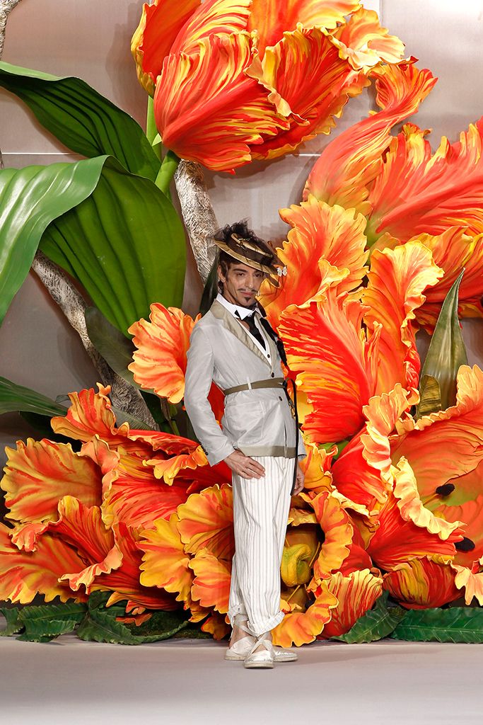 Christian Dior F/W 10 Couture Look 194