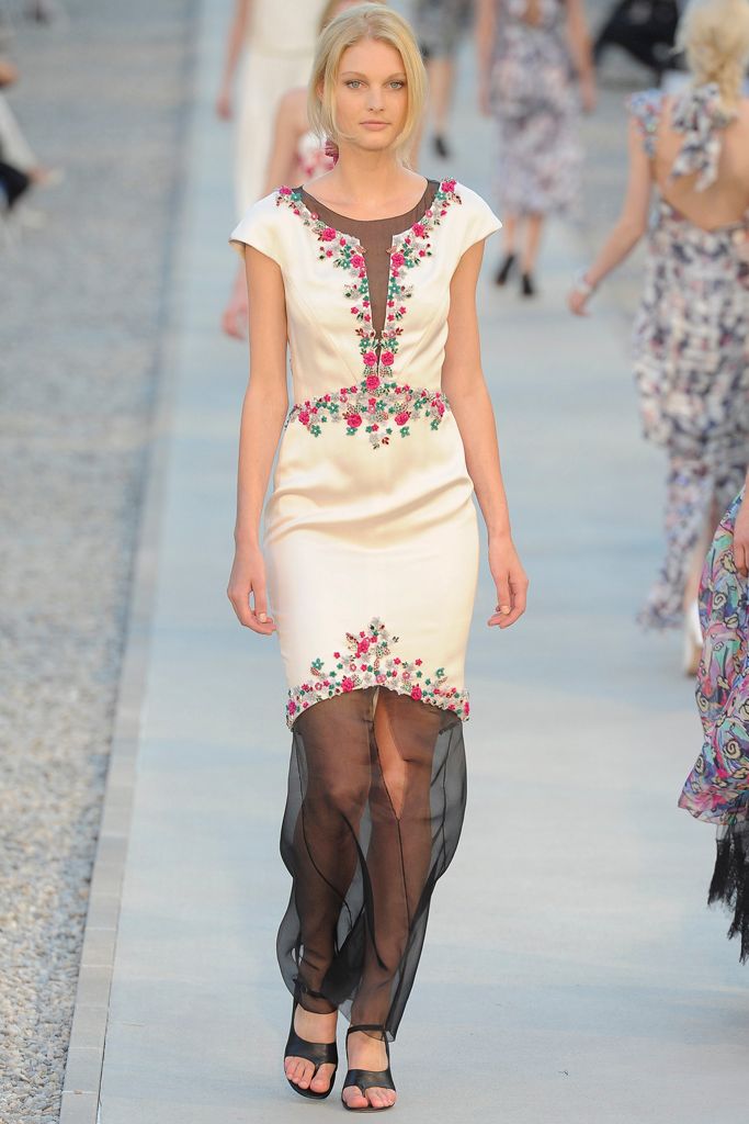 Chanel Resort 12 Look 285