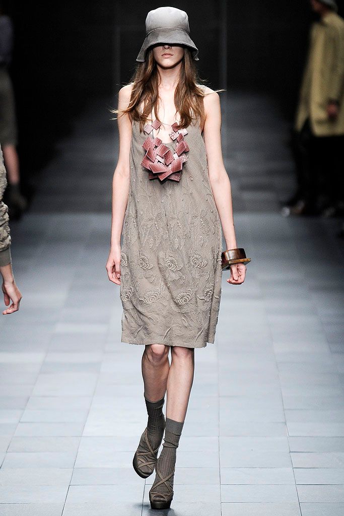Burberry S/S 09 Look 132