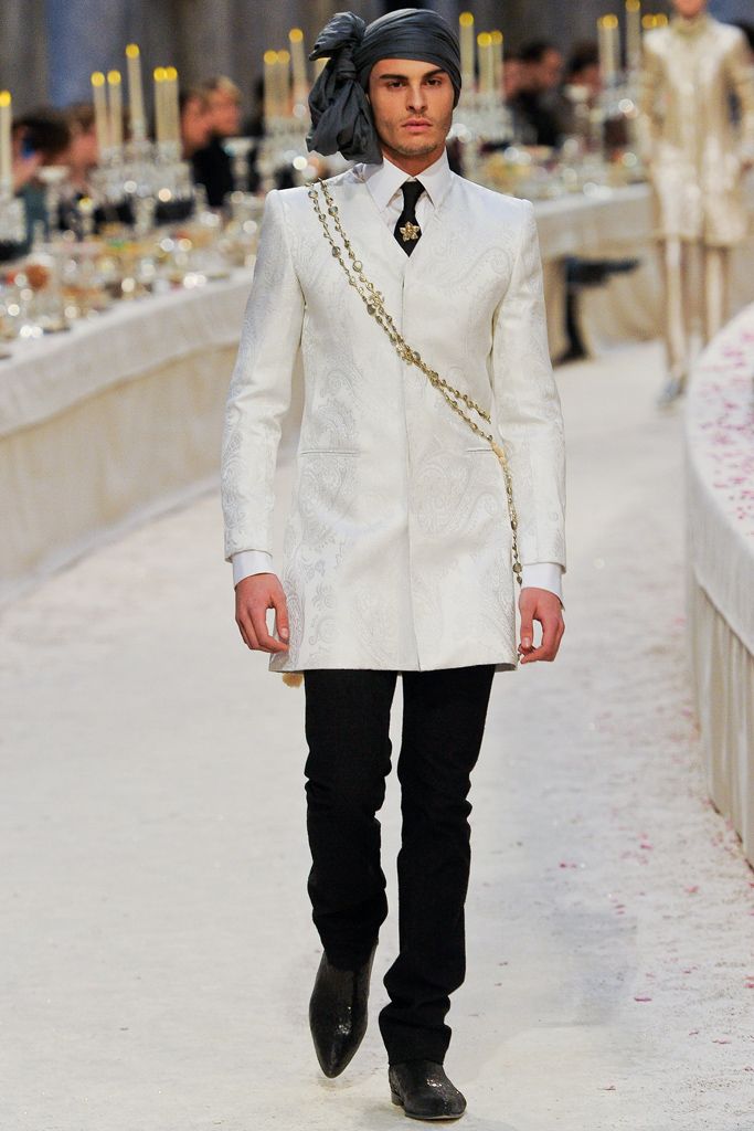 Chanel F/W 12 Look 403