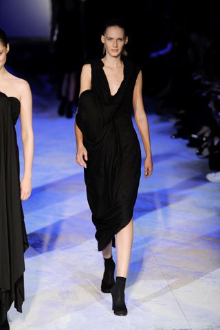 Chalayan F/W 08 Look 317