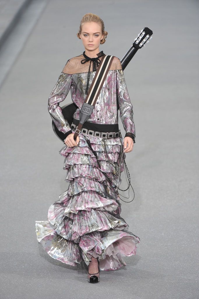 Chanel S/S 09 Look 254