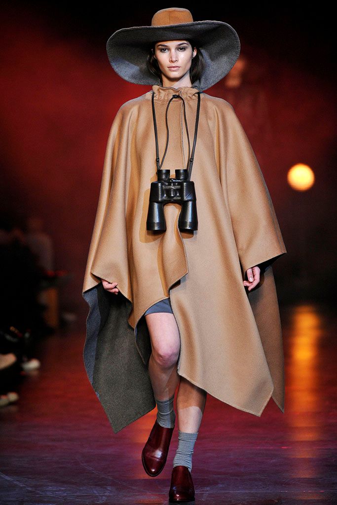 Chalayan F/W 10 Look 187
