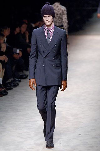 Burberry F/W 06 Menswear Look 43