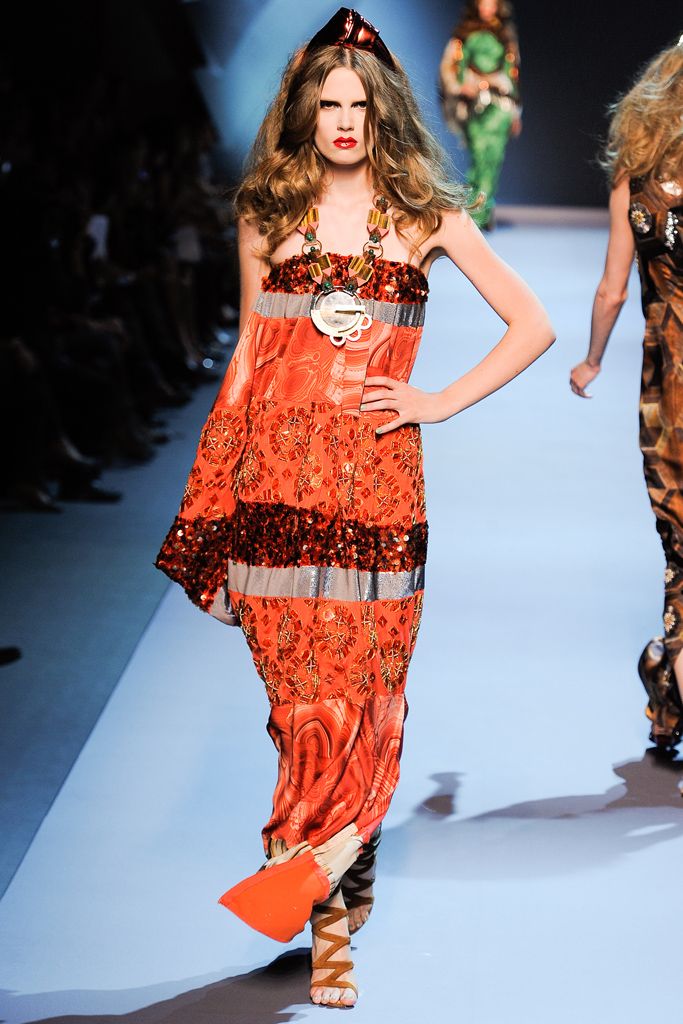 Christian Dior F/W 11 Couture Look 156