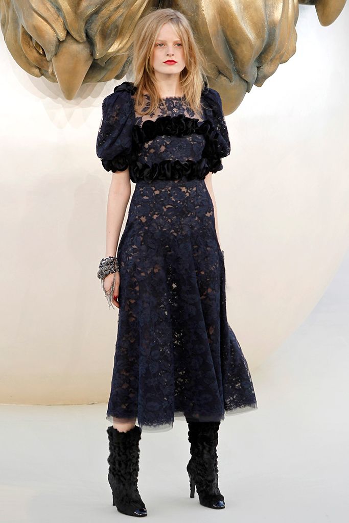 Chanel F/W 10 Couture Look 247