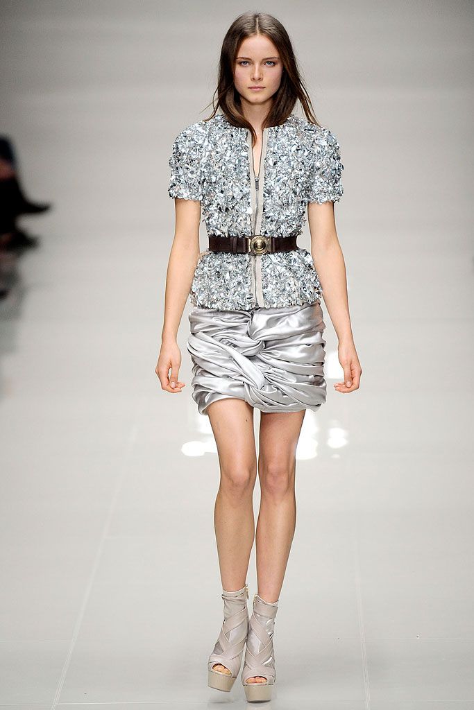 Burberry S/S 10 Look 213