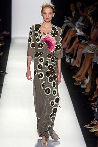 Carolina Herrera S/S 06 Look 235