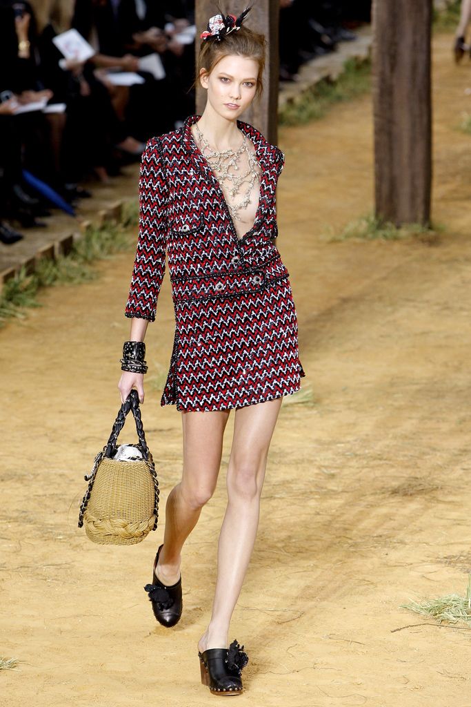 Chanel S/S 10 Look 187