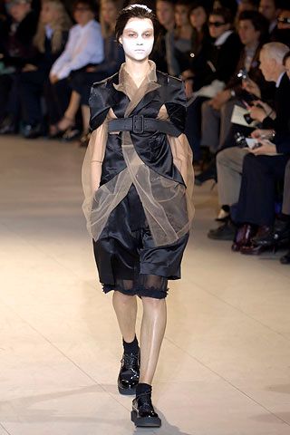 Comme des Garçons S/S 07 Look 9