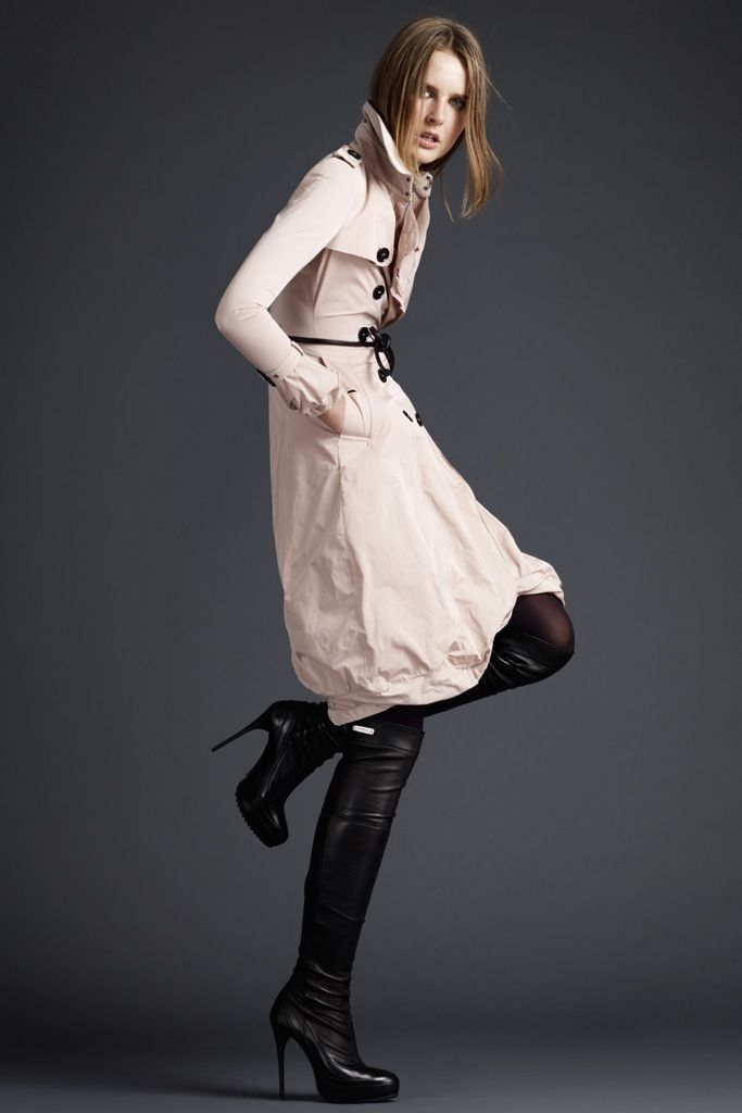 Burberry F/W 11 Look 173