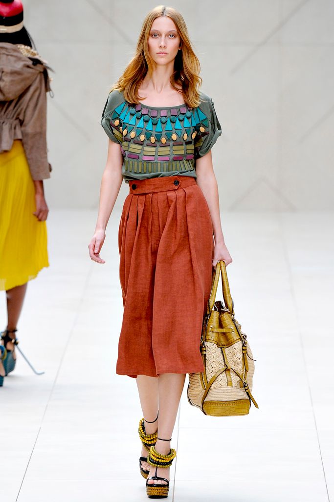 Burberry S/S 12 Look 56
