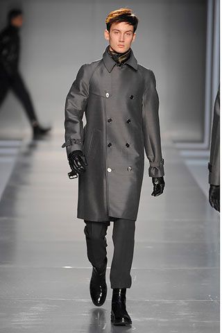 Costume National F/W 07 Menswear Look 32