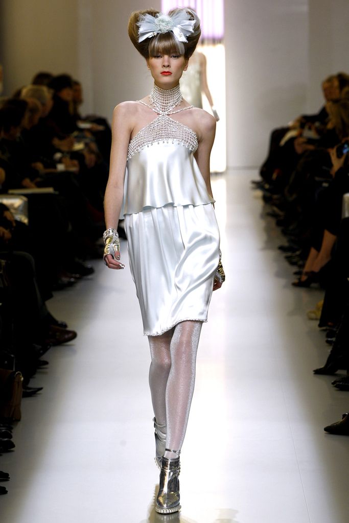 Chanel S/S 10 Couture Look 242