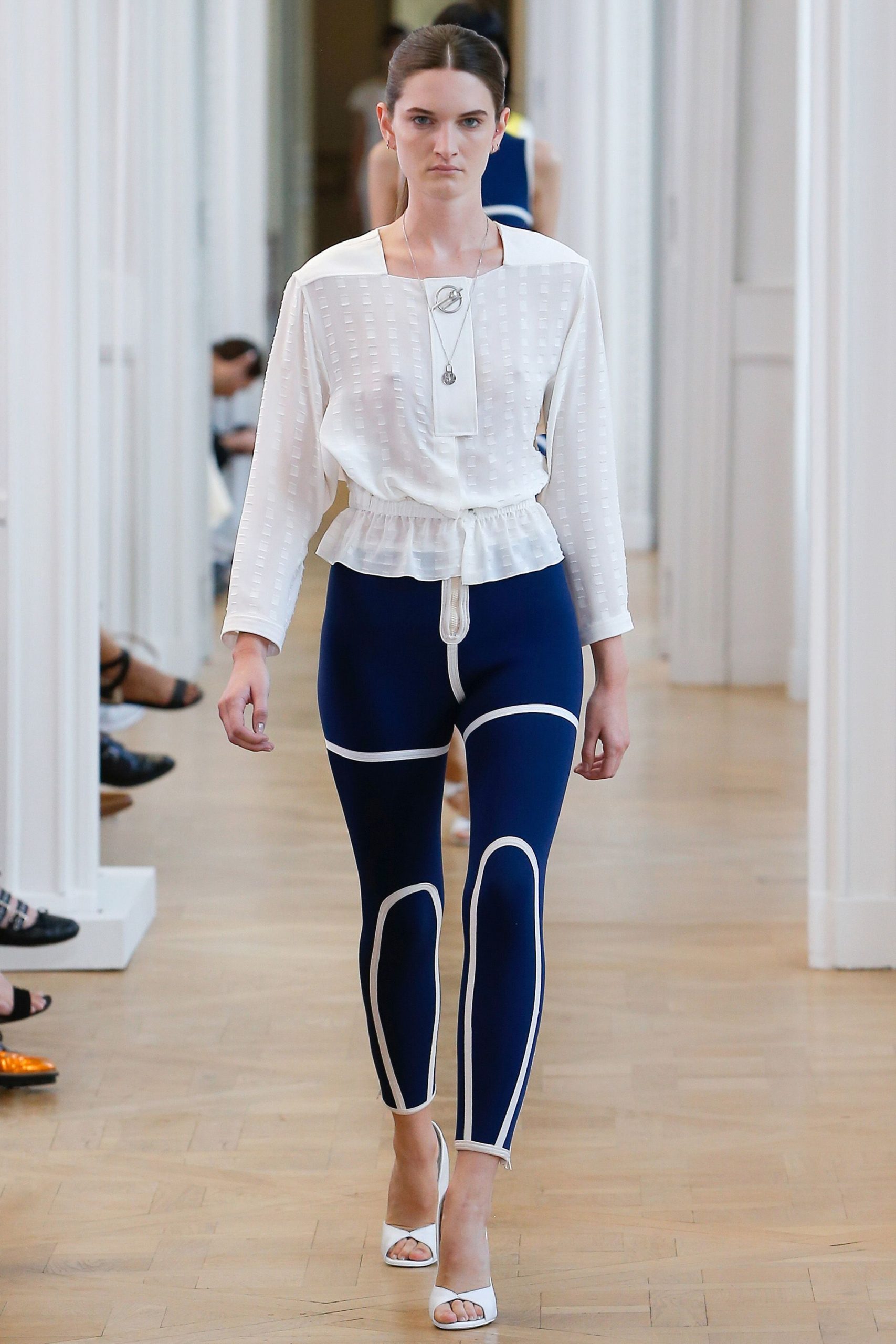 Courrèges S/S 17 Look 42