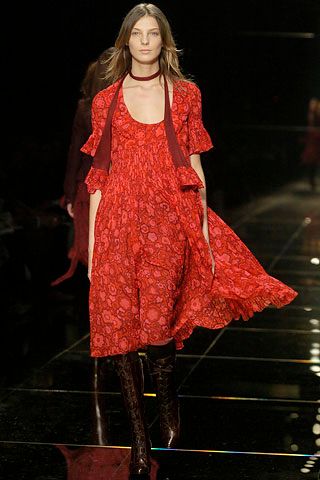 Burberry F/W 05 Look 237