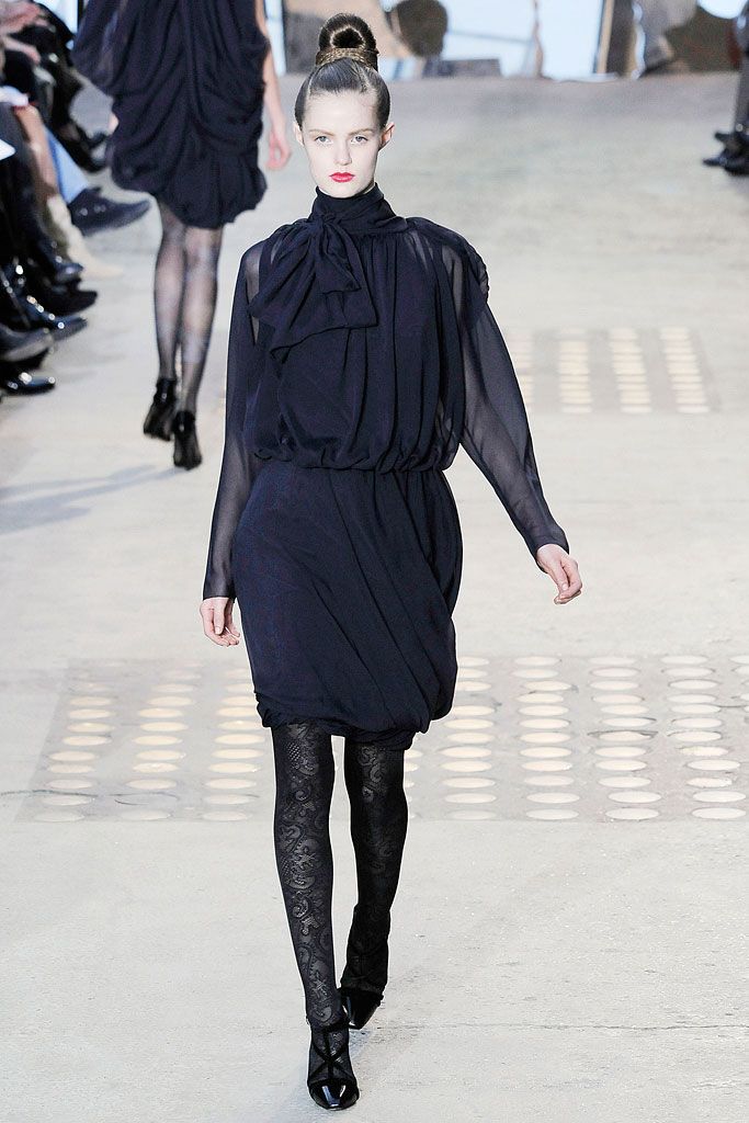 Christian Lacroix F/W 09 Look 87