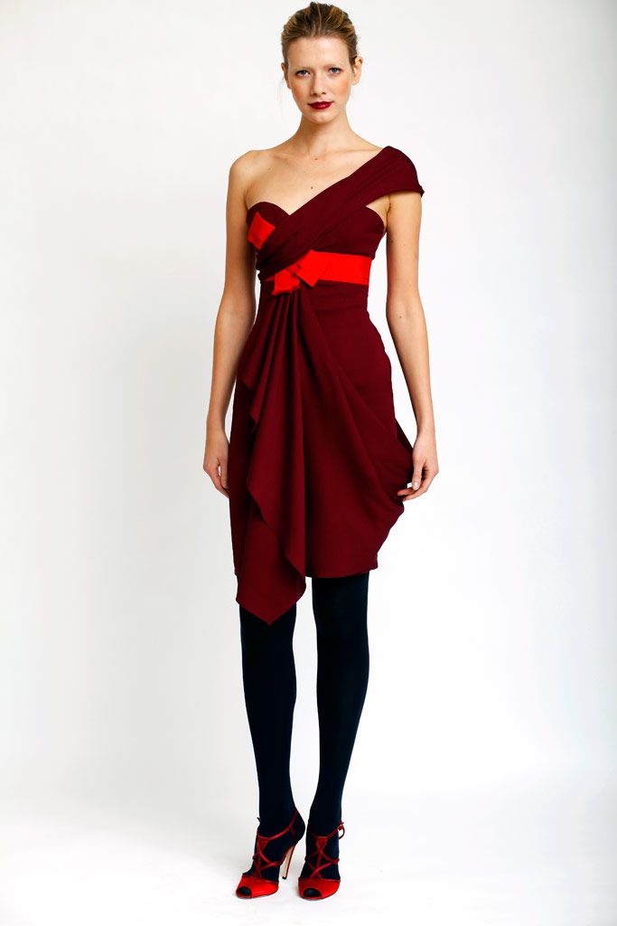 Carolina Herrera F/W 10 Look 26