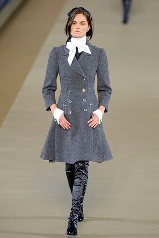 Chanel F/W 06 Look 135