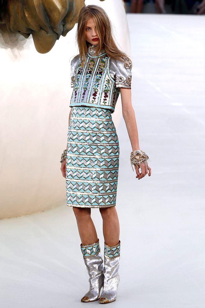 Chanel F/W 10 Couture Look 358