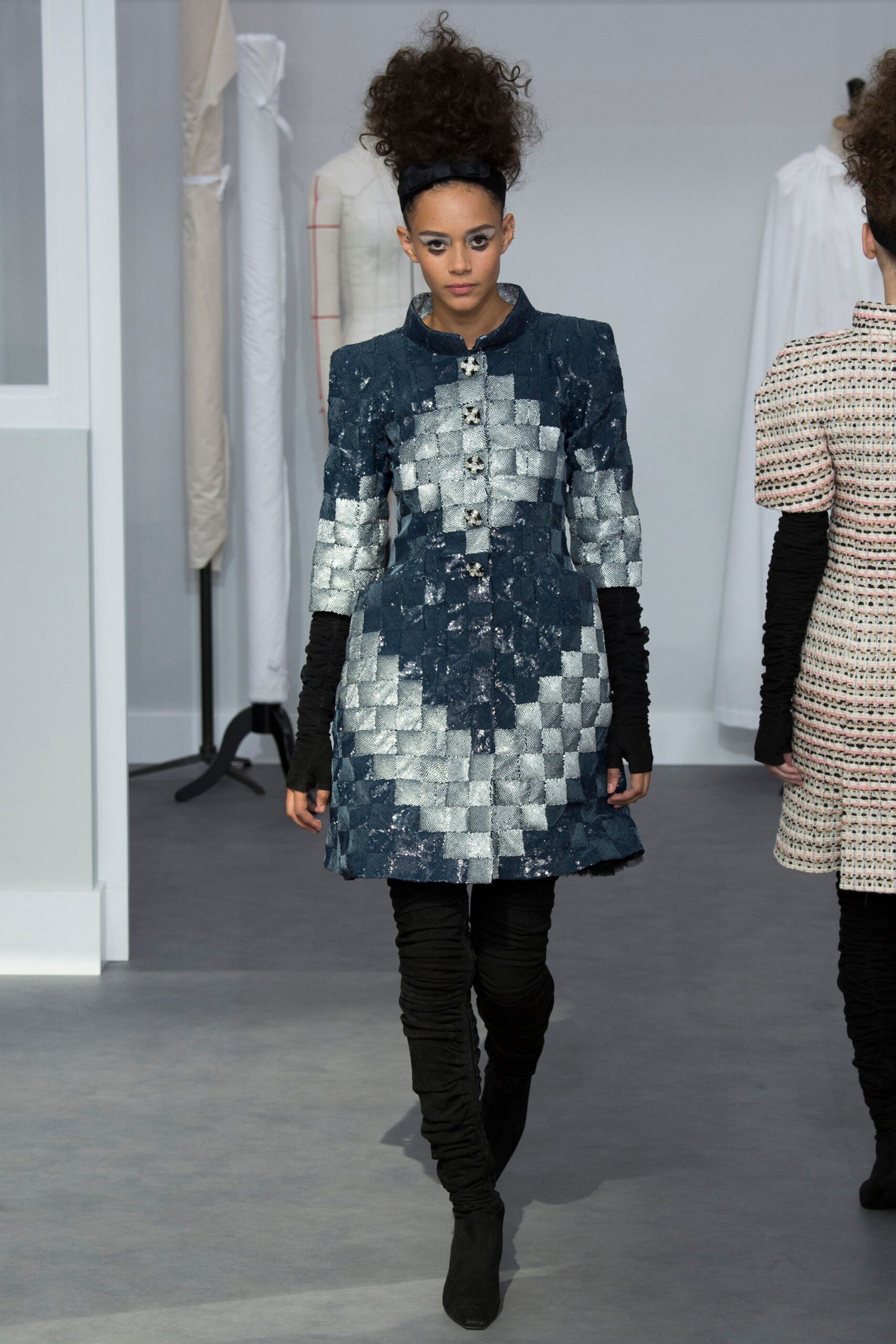 Chanel F/W 16 Couture Look 434