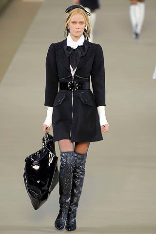 Chanel F/W 06 Look 78