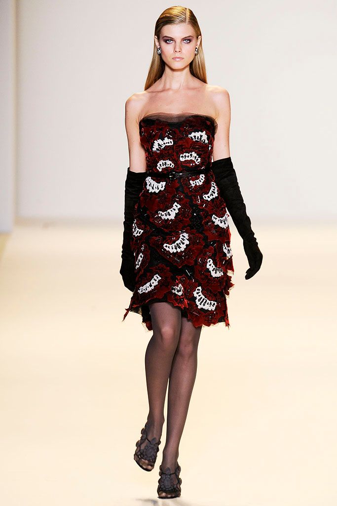 Carolina Herrera F/W 10 Look 94