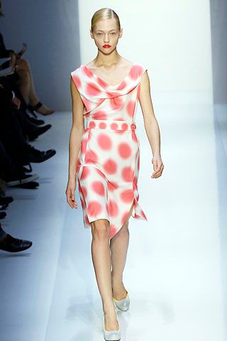 Daks by Giles Deacon S/S 08 Look 4