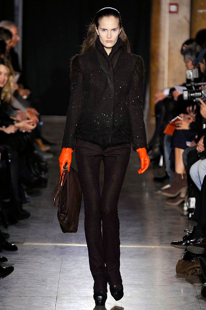 Costume National F/W 10 Look 42