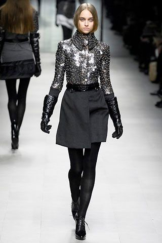 Burberry F/W 07 Look 185