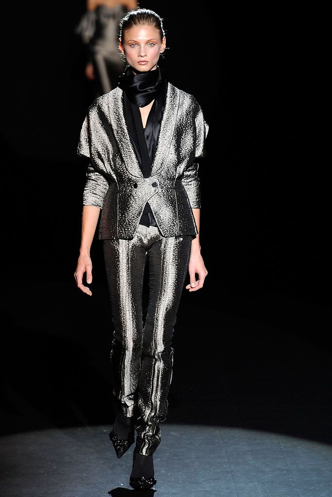 Carolina Herrera F/W 09 Look 61