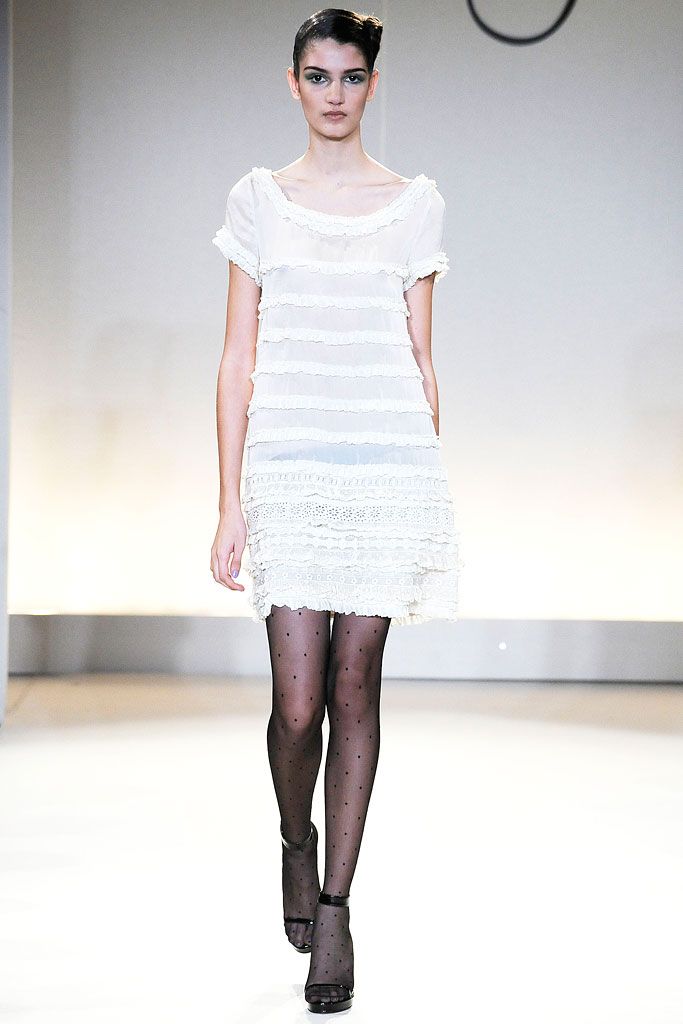 Collette Dinnigan S/S 10 Look 25