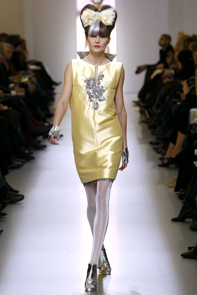 Chanel S/S 10 Couture Look 282